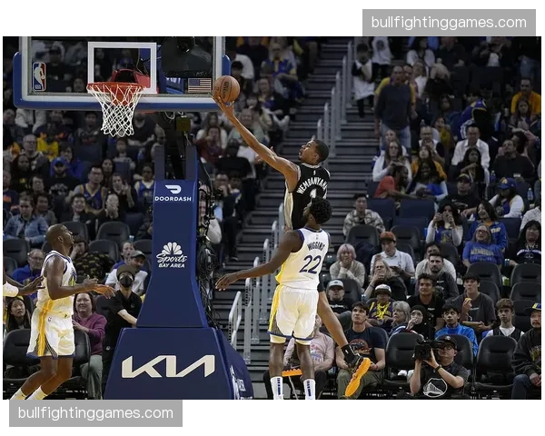 马刺文班亚马连续5场165+57+19：姚明后首人成就回顾